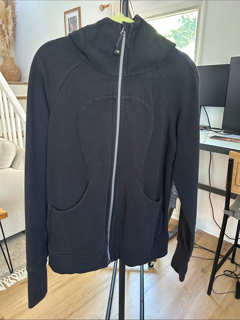 Lululemon Full Zip Scuba. Size 10. Signs of wash wear. Good used condition